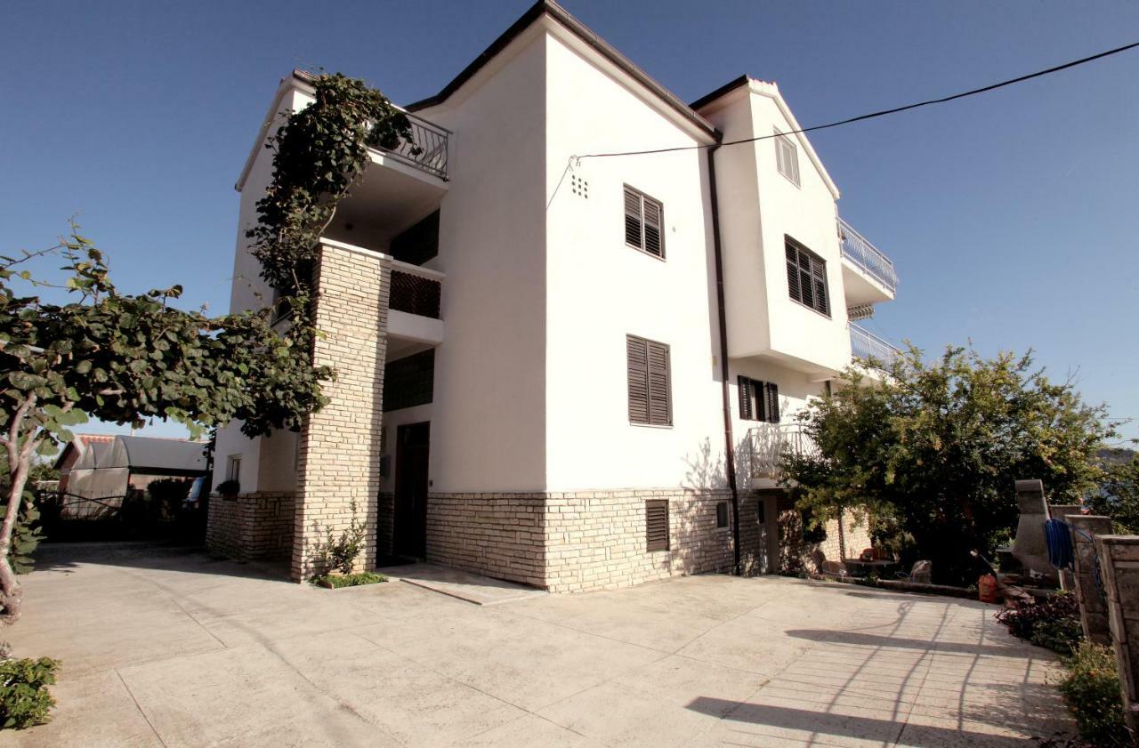 טרוגיר Vila Nataly מראה חיצוני תמונה